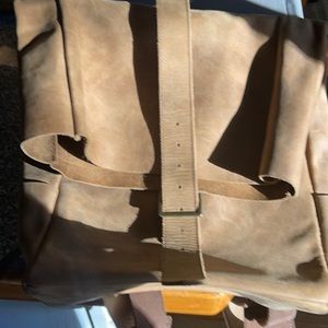 Beautiful 100 perfect handmade leather backpack/ bag. Great condition.
